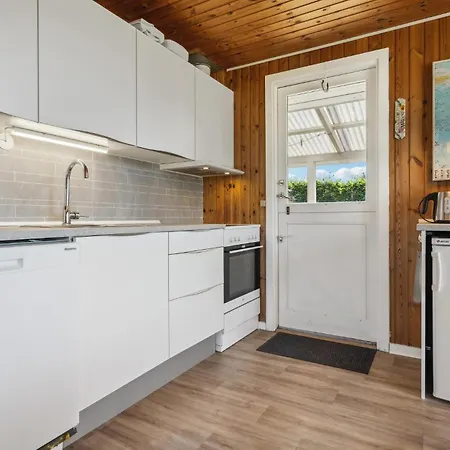 Semesterbostad Humlevaenget Iii